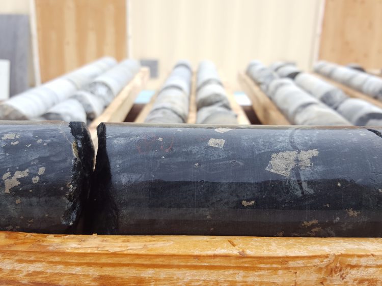 MacDonald Mines Announces Increase of Flow-Through Private Placement to $4,250,000