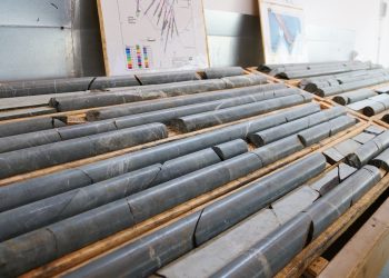 Karora Resources to Sell its Remaining 28% Interest in  Dumont for Proceeds of up to $48 Million and Announces Share Consolidation Decision