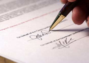 Karora Resources Closes Previously Announced Share Subscription