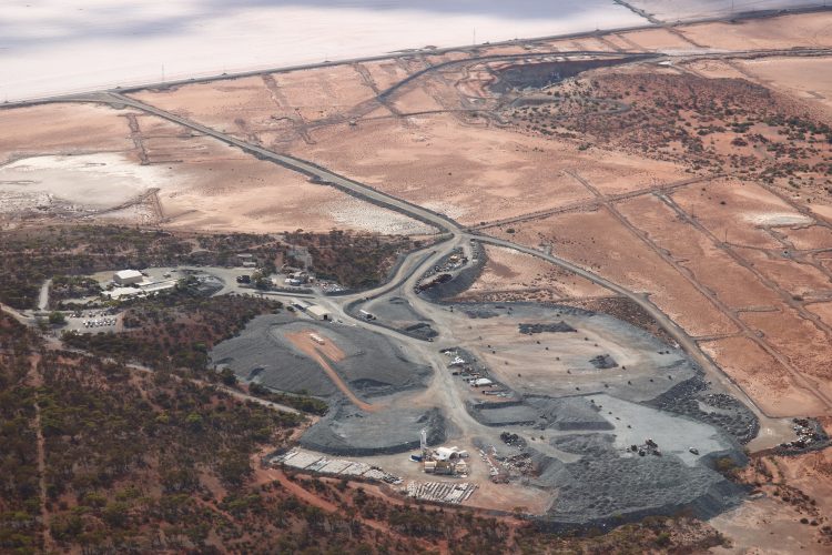 Karora Resources Announces New Gold Footwall Zone and Nickel Zone at the Beta Hunt Mine; Regional Gravity Survey at Higginsville