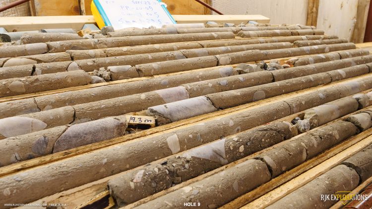 RJK Explorations Drills Kimberlite in Four Additional Holes at Paradis Pond