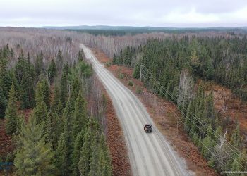 MacDonald Mines Announces First Closing of Private Placement